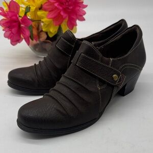 Natural Soul Dark Brown Low Heel Slip-On Shoes with Strap LOW9834